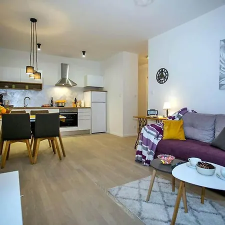 Apartamento Sweet Daisy With Parking Zadar