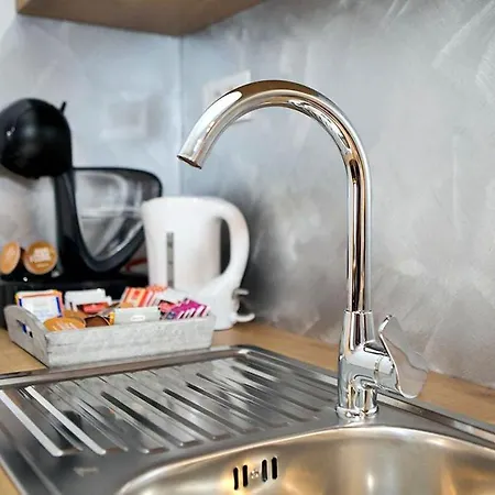 Sweet Daisy With Parking