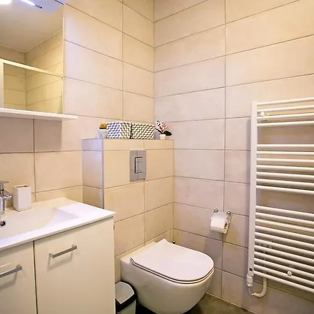 Sweet Daisy With Parking * Zara