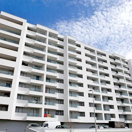 Sweet Daisy With Parking ザダル